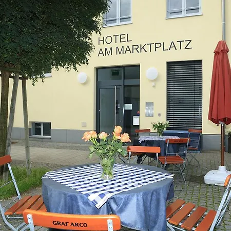 Am Marktplatz 3*