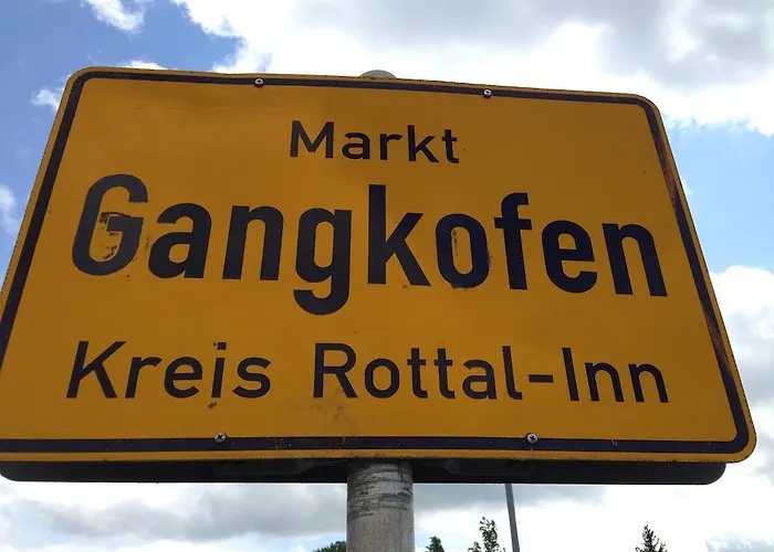 Am Marktplatz Szálloda Gangkofen